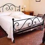 Ripa Relais Colle Del Sole Farma *