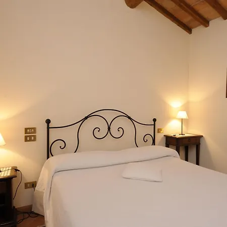 Ripa Relais Colle Del Sole בית חווה