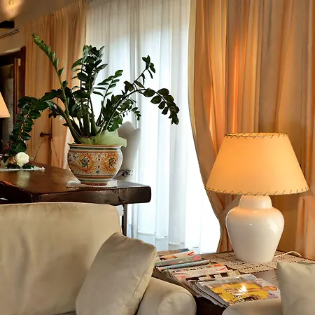 Ripa Relais Colle Del Sole *