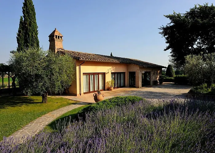 Farma Ripa Relais Colle Del Sole *