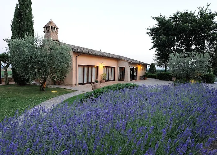 Ripa Relais Colle Del Sole Farm stay *